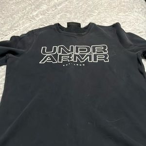 Under armour sweatshirt